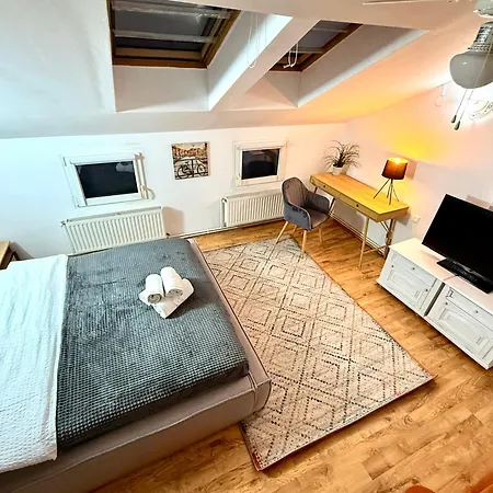 Rooftop 布拉索夫